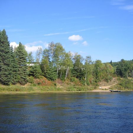Chalet Au Bord Du St-Maurice La Tuque Kültér fotó