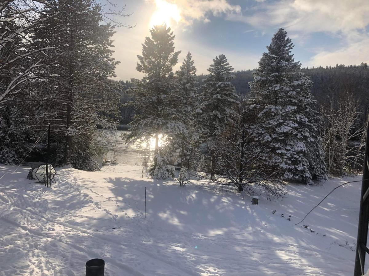 Chalet Au Bord Du St-Maurice La Tuque Kültér fotó