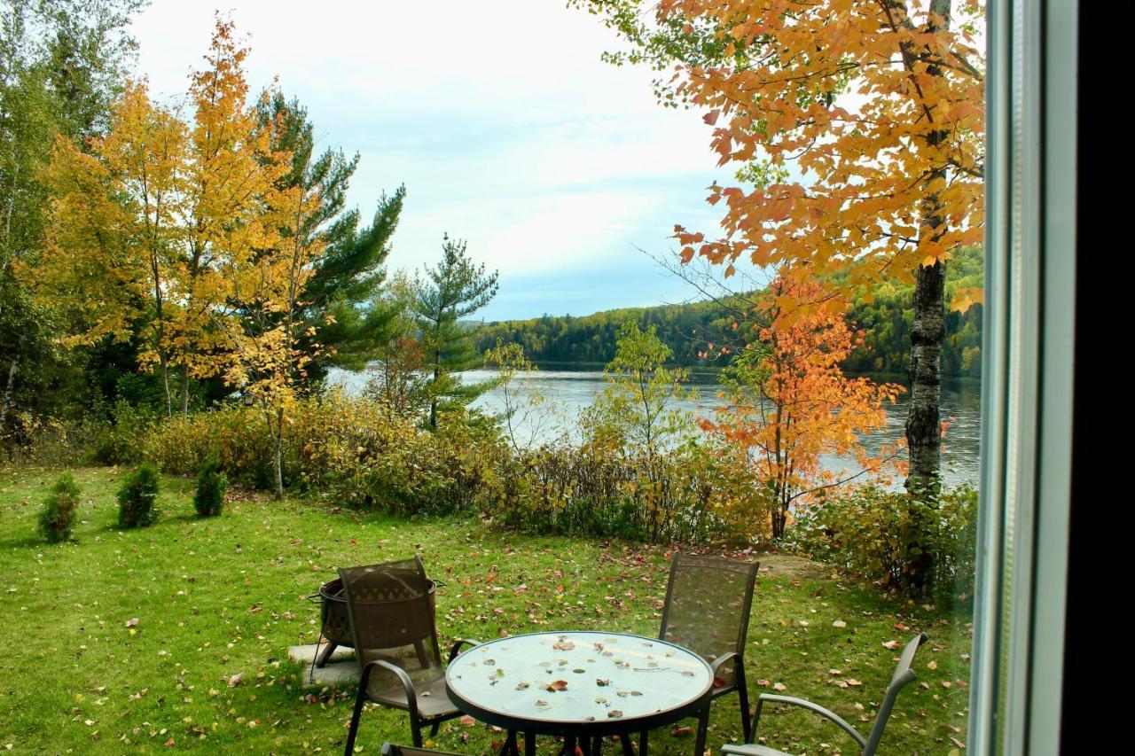 Chalet Au Bord Du St-Maurice La Tuque Kültér fotó